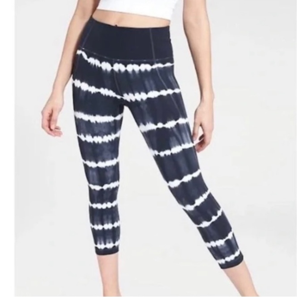 Athleta Black and White Tie-Dye Leggings